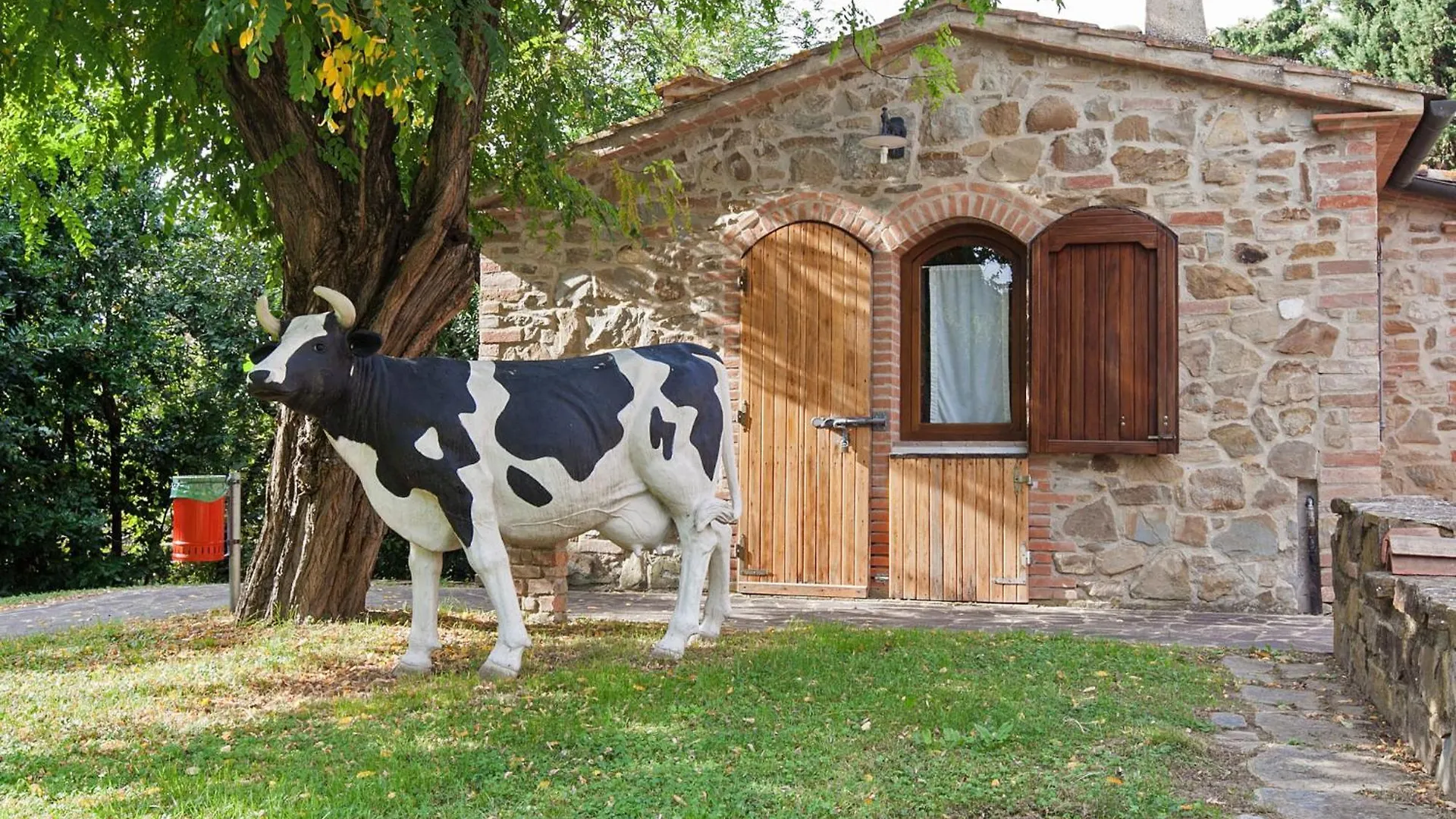 Holiday Home Le Palaie - \'Pizzeria\' - Pec207 By Interhome location